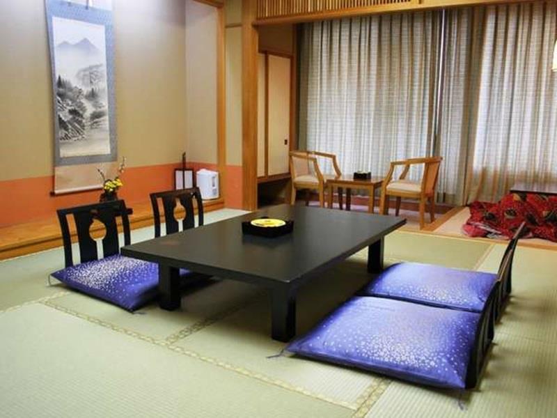 Honen Mansaku Hotel Daigo Екстериор снимка